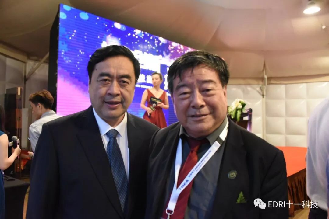 1527746854646403.jpg 18.jpg